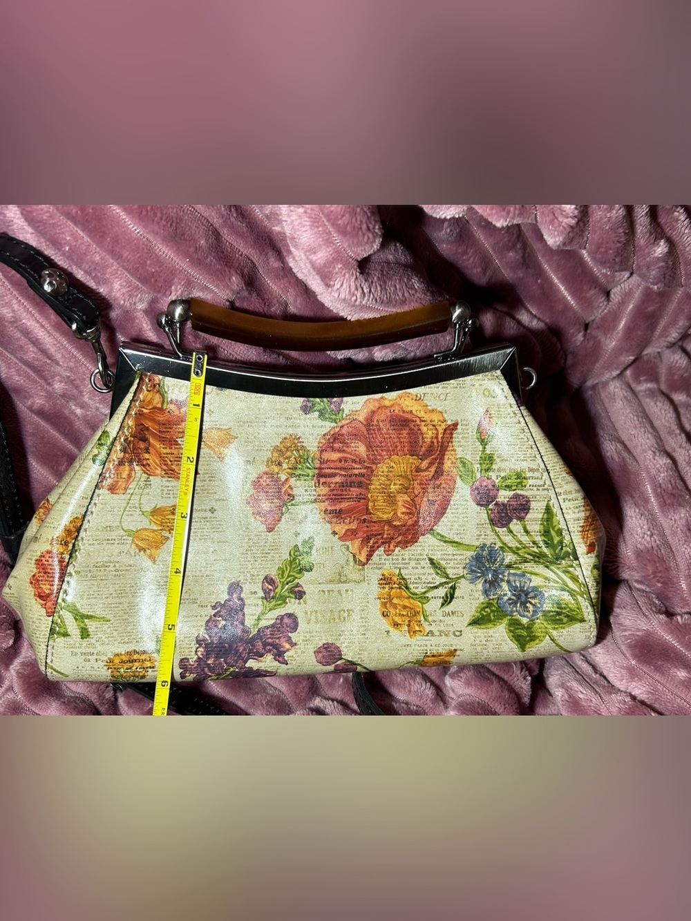 NWOTPatricia Nash Floral Leather Crossbody in Cream with Multicolor Floral Print - Picture 5 of 5